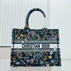 Dior Shopping Bags